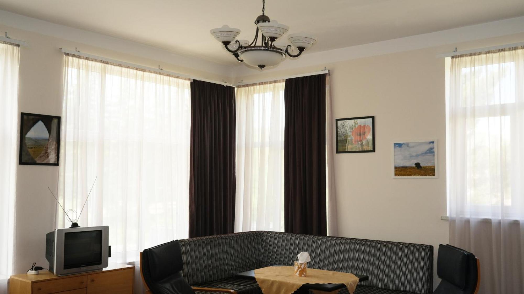 Ymca Spitak Hostel Ngoại thất bức ảnh